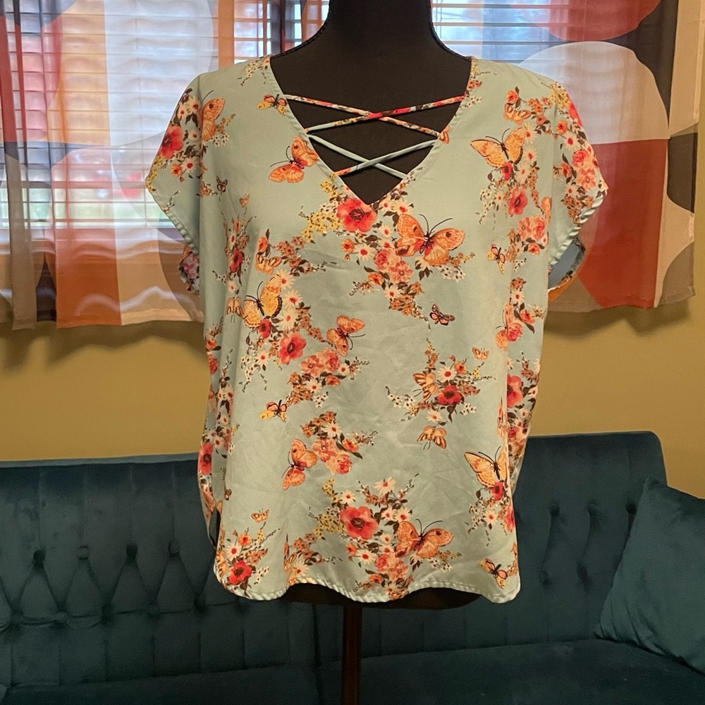 Floral Butterfly Print Women's Top